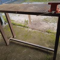 banco da lavoro con morsa