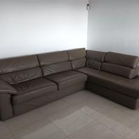 Divano in pelle usato