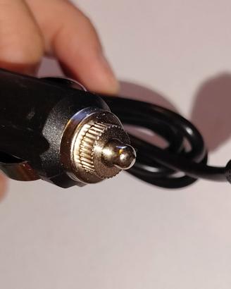 Caricatore adattatore multiuso da auto