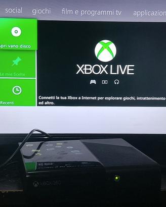 Xbox 360 più Assassin's Creed ed lego lo Hobbit 