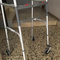 Deambulatore per anziani