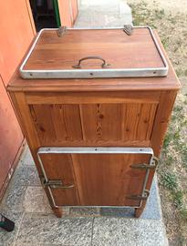 Ghiacciaia in legno anni 40