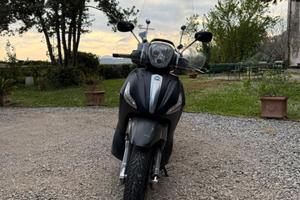 Piaggio Beverly 350 Sport Touring 2017 ABS-ASR