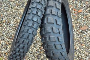 coppia di gomme per BMW R12 GS