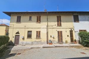 2 LOCALI A SOVICO