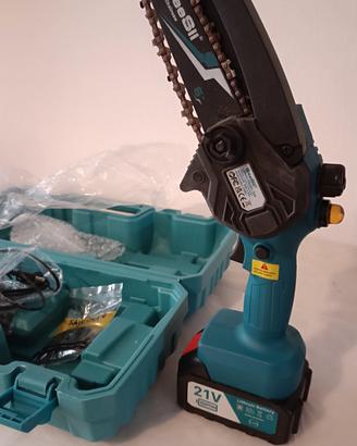 Motosega elettrica a batterie