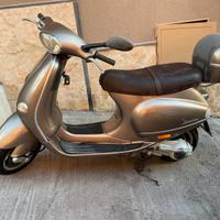 Vespa 125