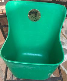 Mangiatoia da parete cavalli/bovini/ovini