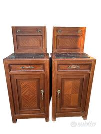 COPPIA DI COMODINI CON RIPIANO IN MARMO NERO