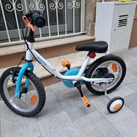 Bicicletta con rotelline da bambino marca Btwin