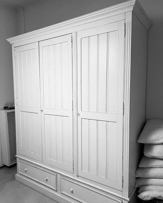 Armadio bianco legno flamant