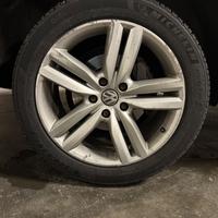 Cerchi con gomme termiche