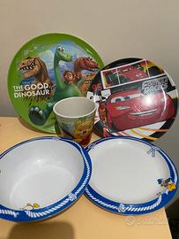 Lotto tazza ceramica e piatti plastica Disney