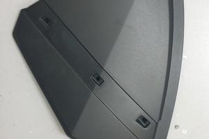 coperchio laterale destro Honda CB1000R 83600-MFN-