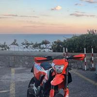 KTM 690 SMC R