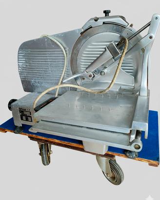 Affettatrice professionale Fimar