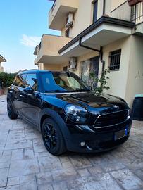 Mini Countryman 2.0 D Black Night Edition 