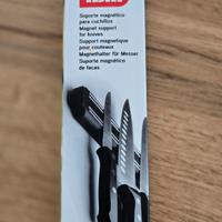 Supporto magnetico per coltelli