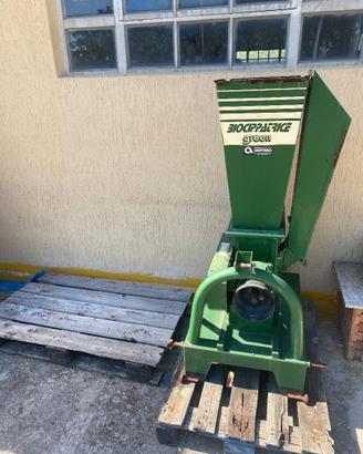 Biotrituratore tritatutto modello Green a mazzette