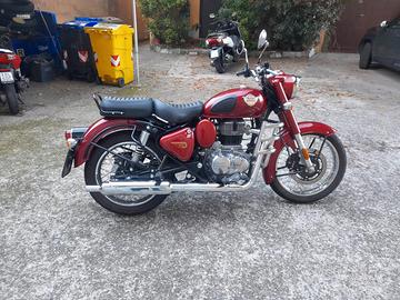 Royal Enfield Classic 350 - 2025