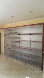Scaffalatura per negozio