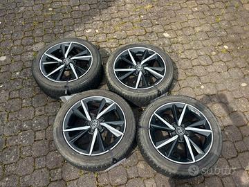 Cerchi  Toyota R 17  + Gomme invernali