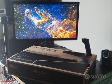 Monitor LG UltraGear con supporto mobile  