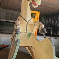 Cavallo a Dondolo