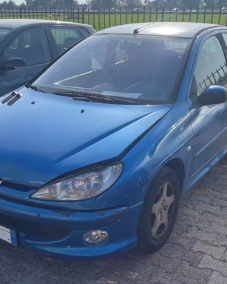 PEUGEOT 206 1.4 16V 5p. Sweet Years
