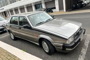 Alfa romeo 75 turbo america