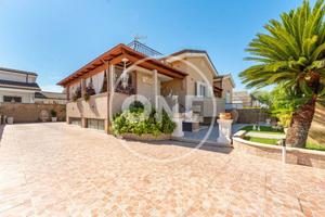 Villa di 170 m² con 4 locali a Roma
