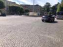 piazza-tacito-locale-commerciale-tre-vetrine