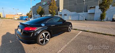 AUDI TT 45 tsfi