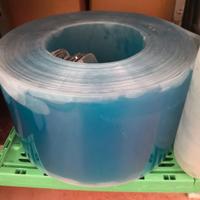 Tenda a strisce in pvc trasparente