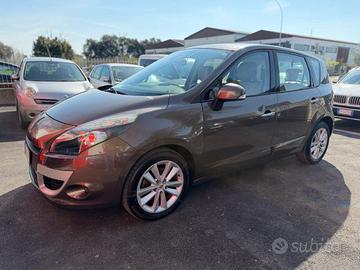 RENAULT - Scénic X-Mod - 1.5 dCi 110CV Luxe