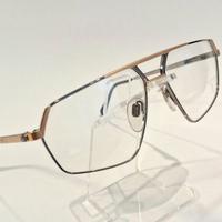 Occhiale Valentino con lenti neutre, graduabile.