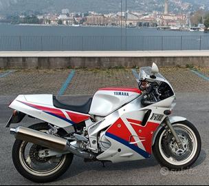 Yamaha FZR 1000 - 1990
