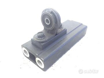 YAMAHA FZ6 S2 600 STAFFA SUPPORTO SCARICO MARMITTA
