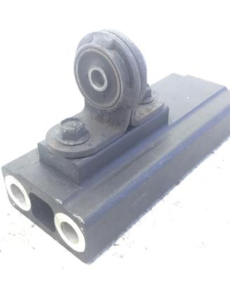 YAMAHA FZ6 S2 600 STAFFA SUPPORTO SCARICO MARMITTA