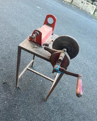 Mola a manovella smerigliatrice manuale
