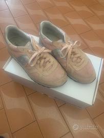Scarpe Saucony,colore Rosa