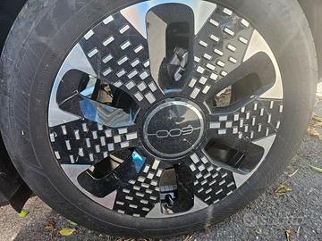 ruota in lega fiat 600 2026 completa