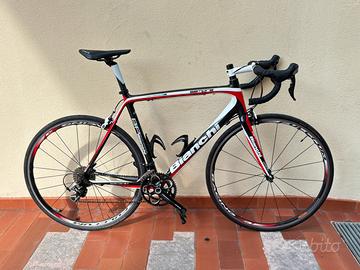 Bici da corsa Bianchi Sempre full carbon