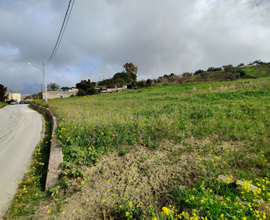 Terreno edificabile vicino strada