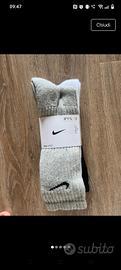 calze Nike tg XL 47/50 nuove