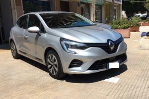Renault Clio Full Hybrid E-Tech 140 CV 5 porte Zen