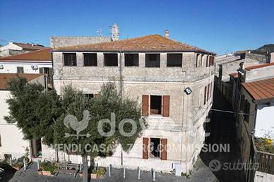Villa di 250 m² con 4 locali a Thiesi