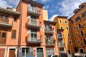 MONOLOCALE A AVELLINO