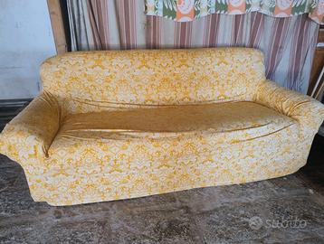 Divano GRATIS e poltrone QUASI