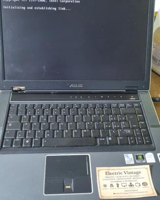 E0510NN-PC Portatile ASUS V1S